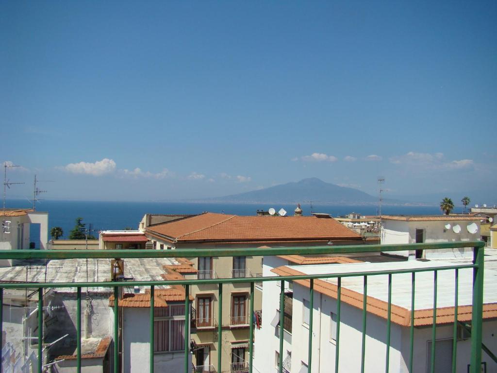 Sorrento Inn Guesthouse מראה חיצוני תמונה