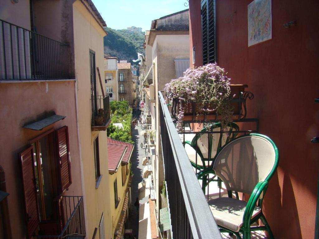 Sorrento Inn Guesthouse מראה חיצוני תמונה